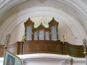Varhanář-Bára, Lucka